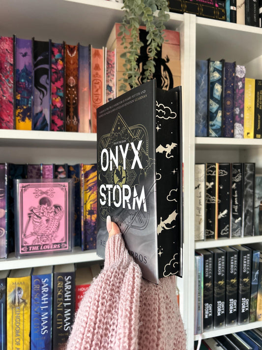 Onyx Storm UK hardback with painted edges