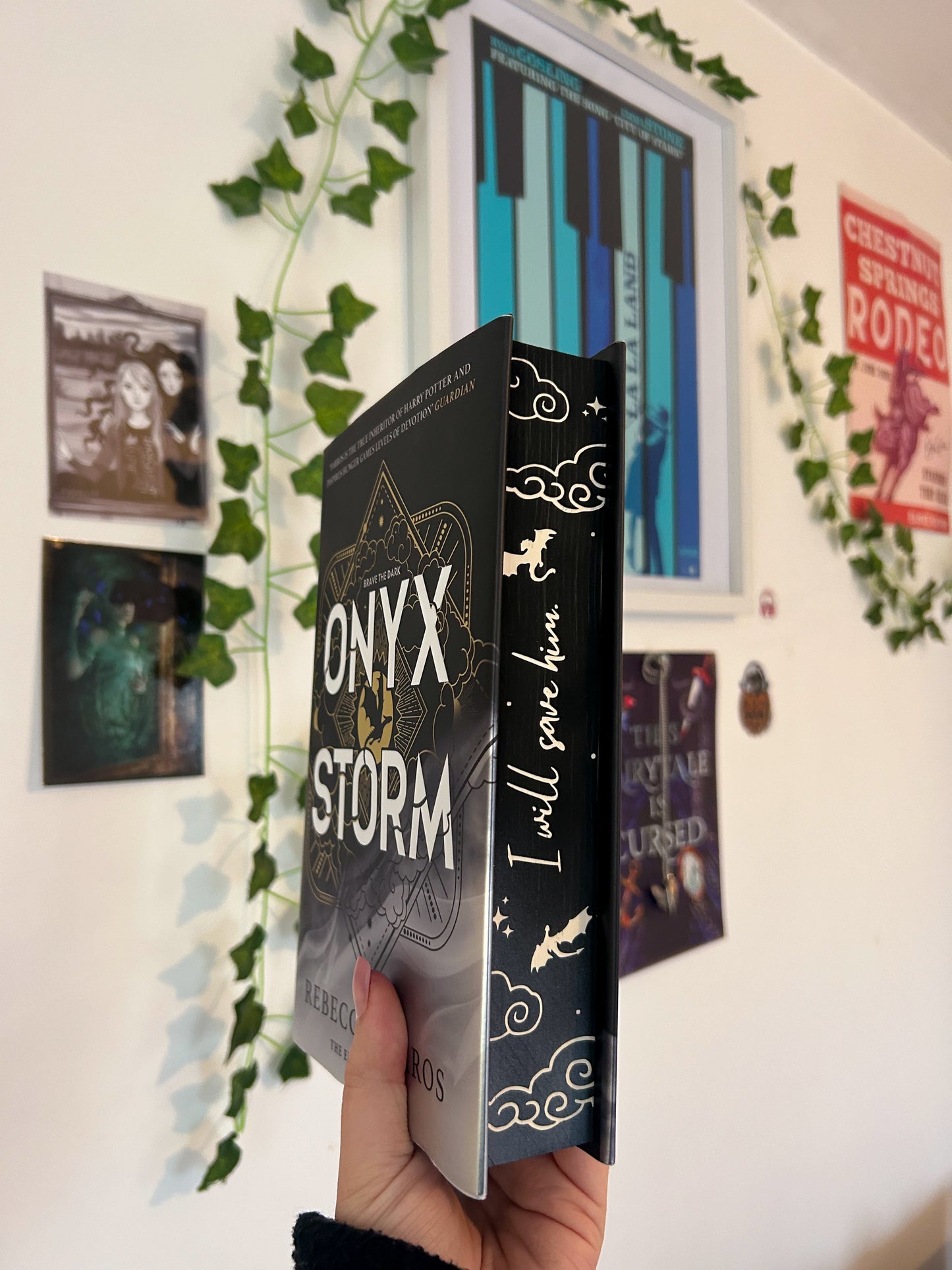 Onyx Storm Quote Edge