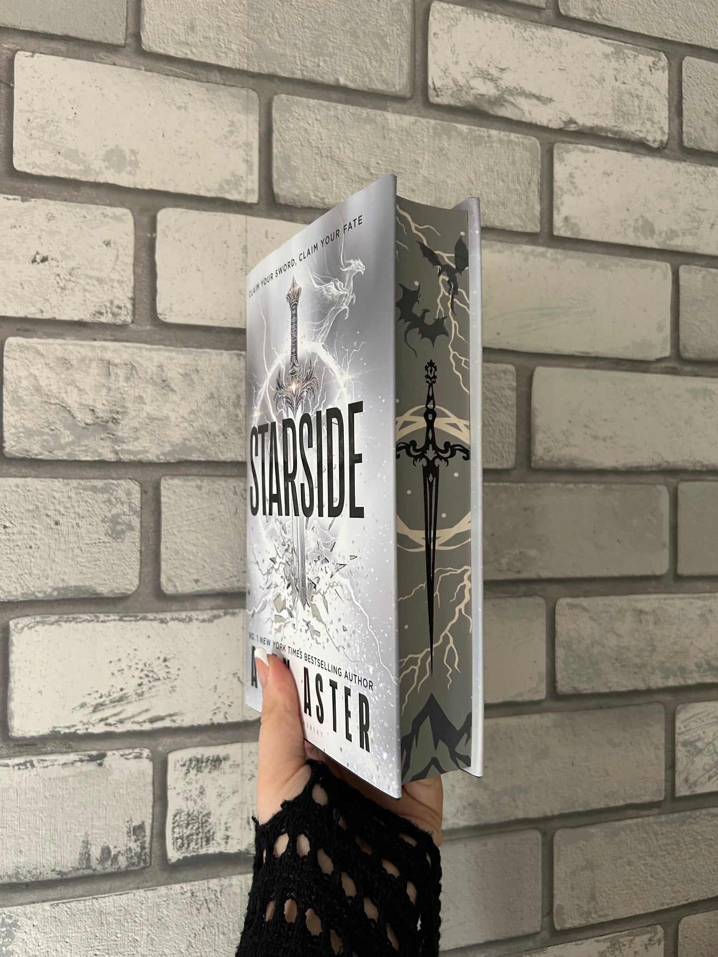Starside sprayed edge by Alex Aster