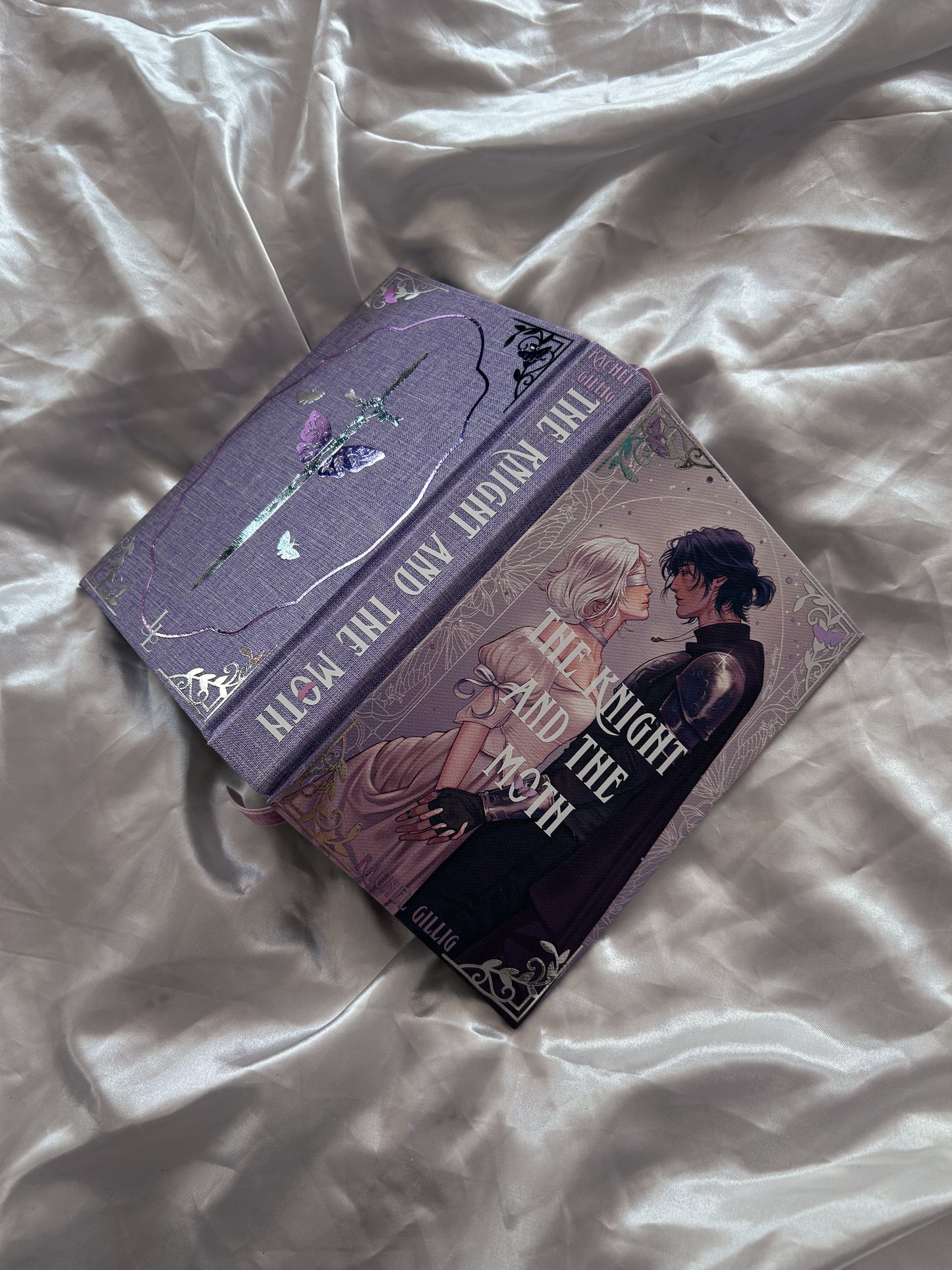 LIMITED : The Knight and The Moth artwork rebind with printed edges pre-order
