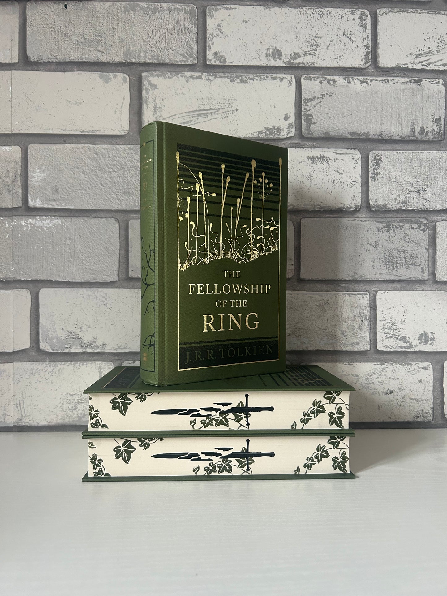 The Fellowship Of The Ring with sprayed edges