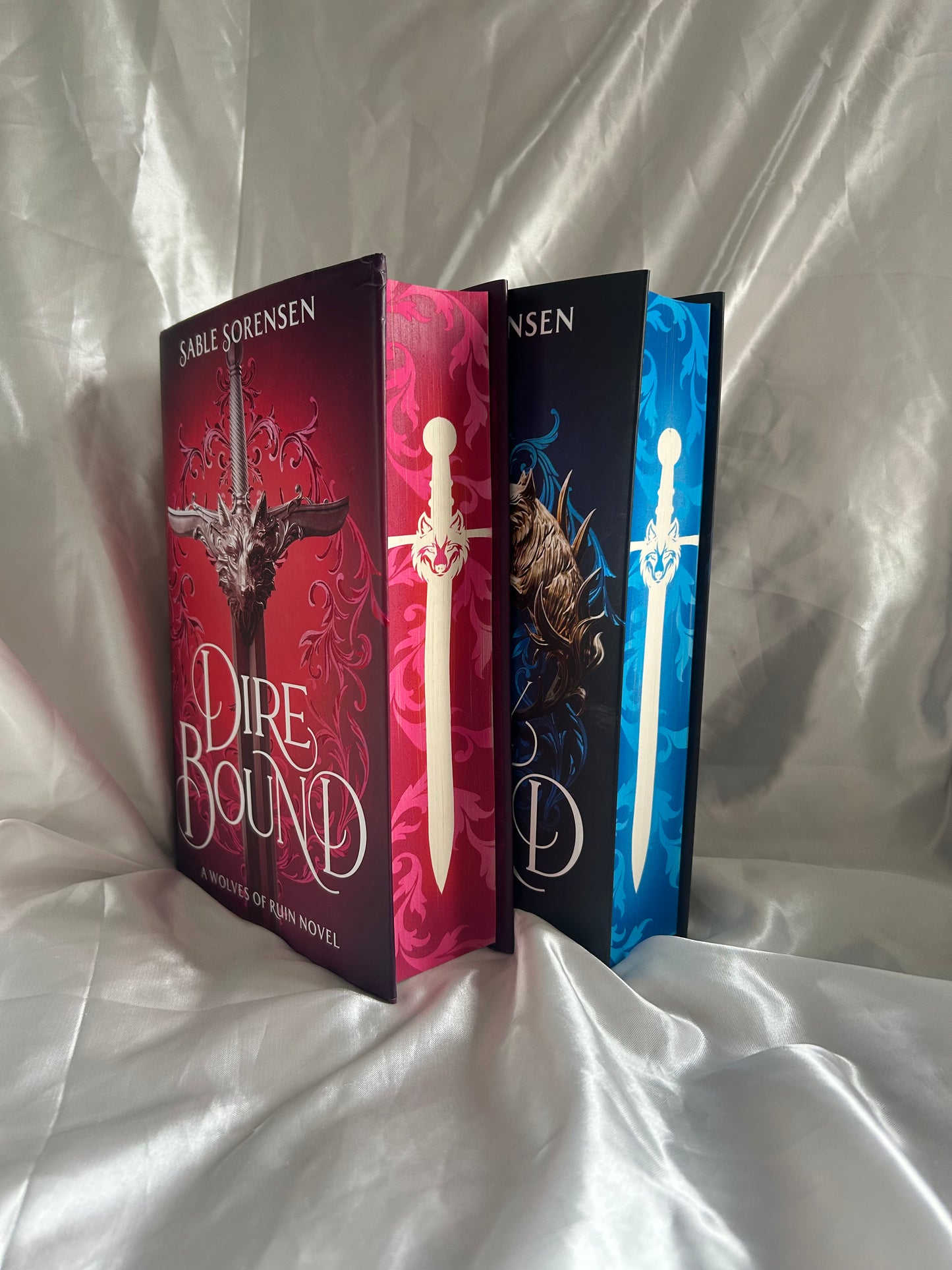 Wolves of Ruin Set - Dire Bound and Fury Bound with sprayed edges