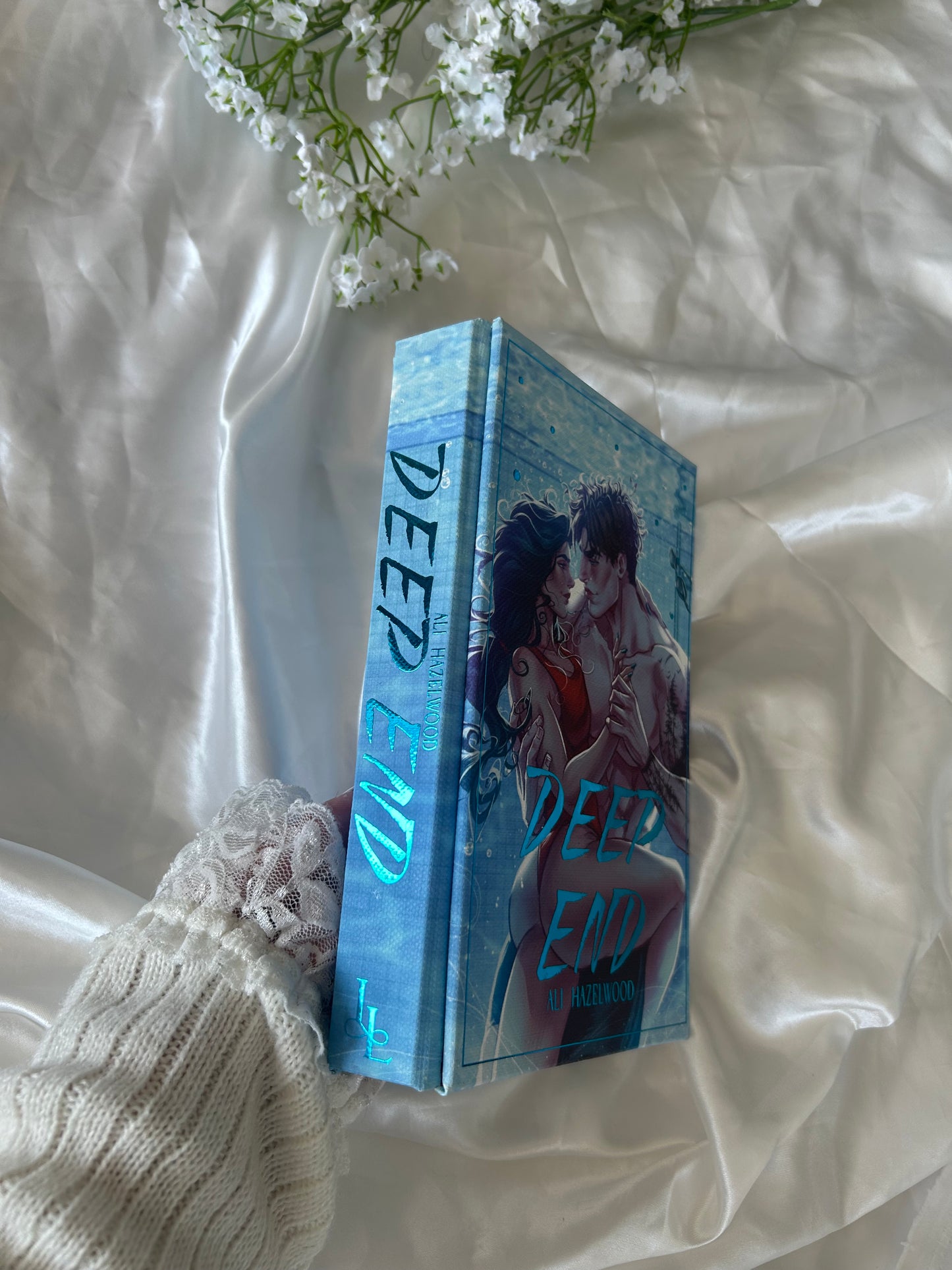 Deep End by Ali Hazelwood artwork rebind pre-order
