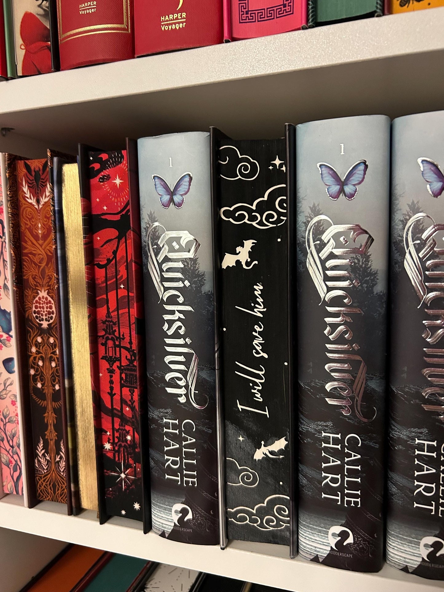 Onyx Storm UK hardback with painted edges