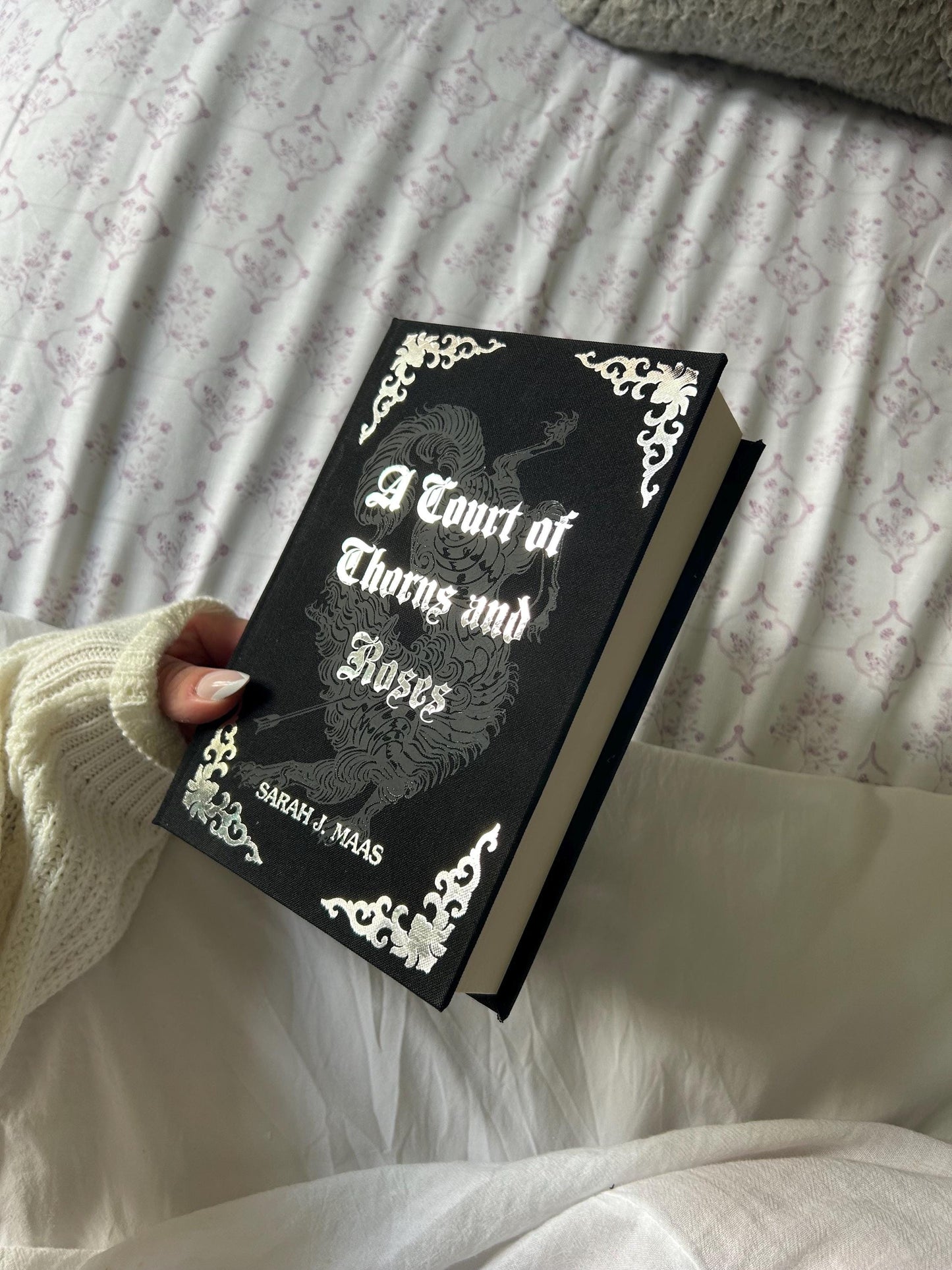 A Court Of Thorns and Roses rebind special edition by Sarah J. Maas